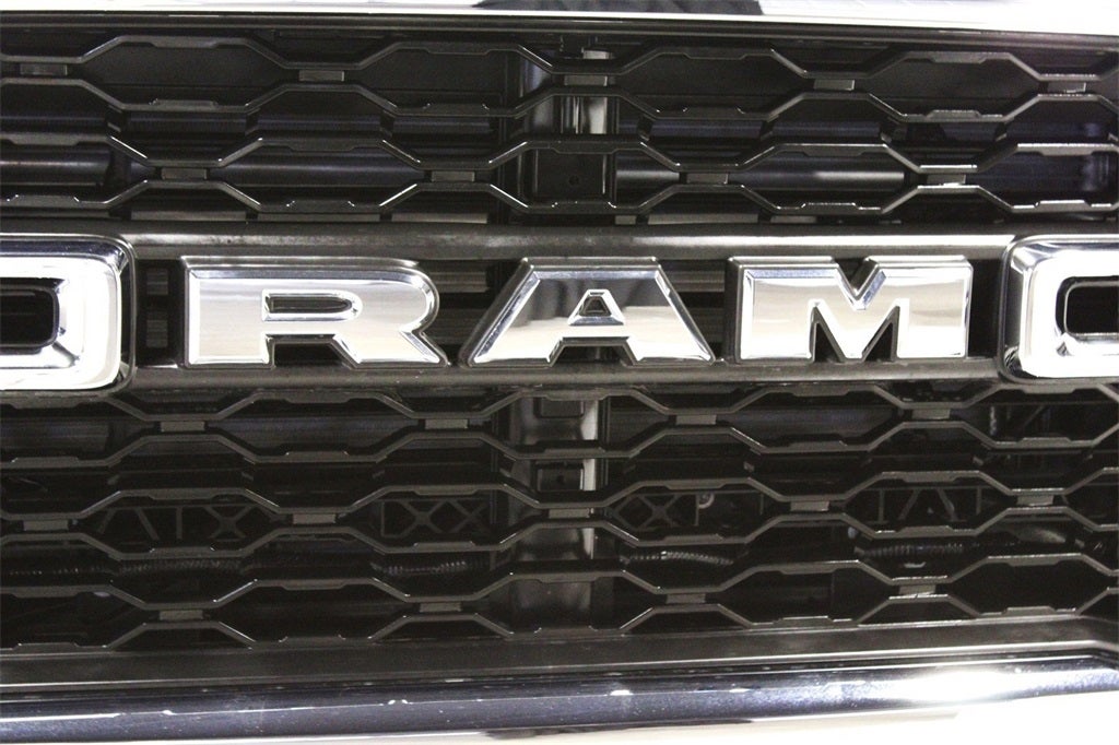 2024 RAM Ram 2500 Tradesman 4x4 Crew Cab 6'4 Box